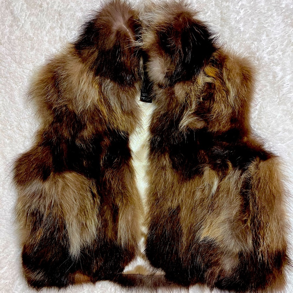 Adrienne Landau Women’s Multicolored Fur Vest Size M.  100% Raccoon.